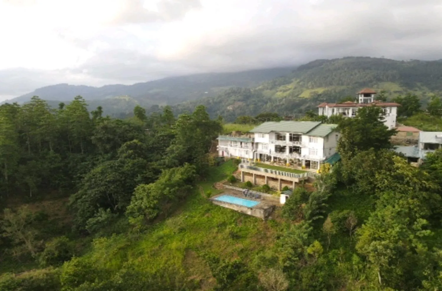 Sky Lodge Kandy 3*,